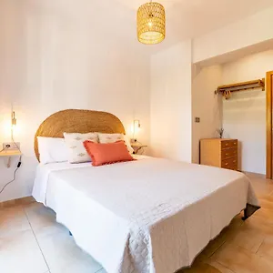 Ronda Genil Con Parking Gratuito Apartamento